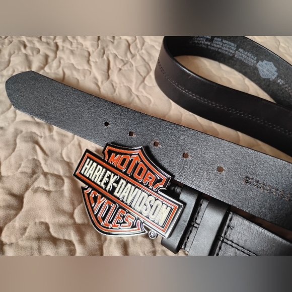 Harley-Davidson Black Belt Bag with Iconic Design - Picture 11 of 16